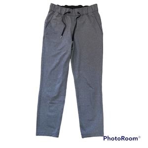 Lululemon on the fly pants